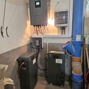 ZESTAW UPS - Falownik Hybrydowy 12 kW+ Magazyn energii 20 kWh